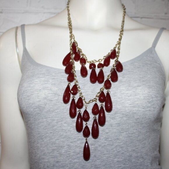 Beautiful gold and deep red layered charm necklace 22-25" - Picture 1 of 4
